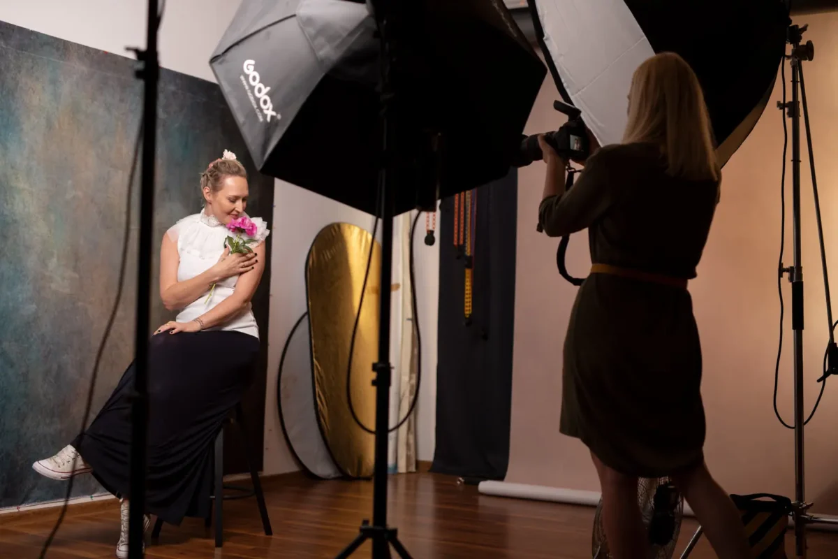 87446905160723-5216803292378923830-n Wynajem Studia Fotograficznego