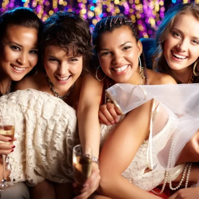 depositphotos-12522555-l Wieczór panieński w studiu fotograficznym